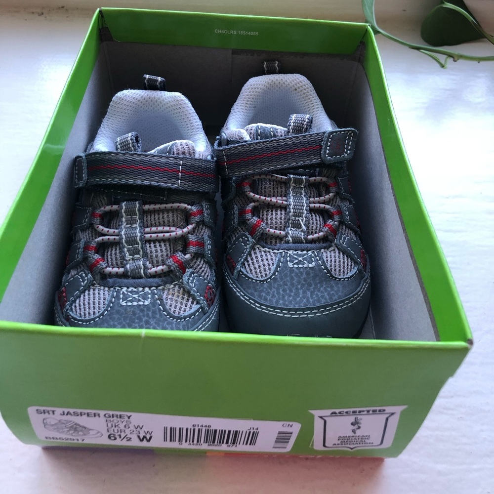 Stride Rite Boys Shoes